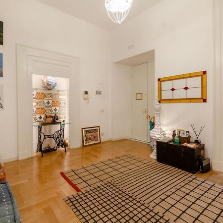 Museum Luxury Suites Naples Luaran gambar