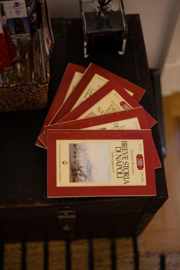 Museum Luxury Suites Naples Luaran gambar