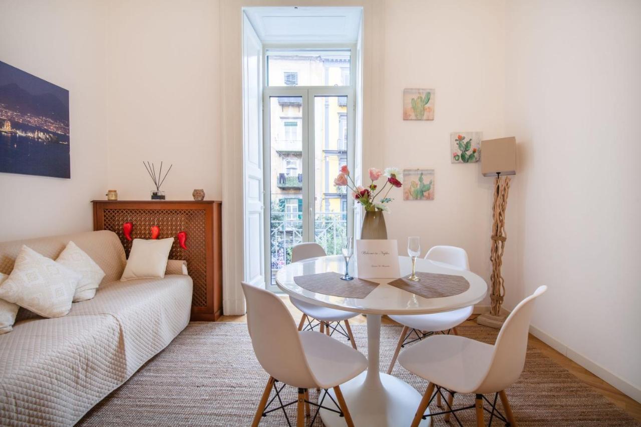 Museum Luxury Suites Naples Luaran gambar