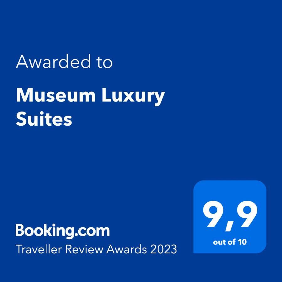Museum Luxury Suites Naples Luaran gambar